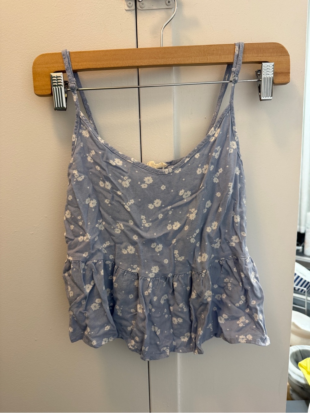 La Hearts Blue Floral Peplum Cami